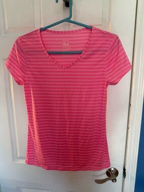 Danskin Pink Striped V-Neck Short Sleeve Tee
